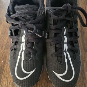 Nike Kids Black and Gray Sneakers